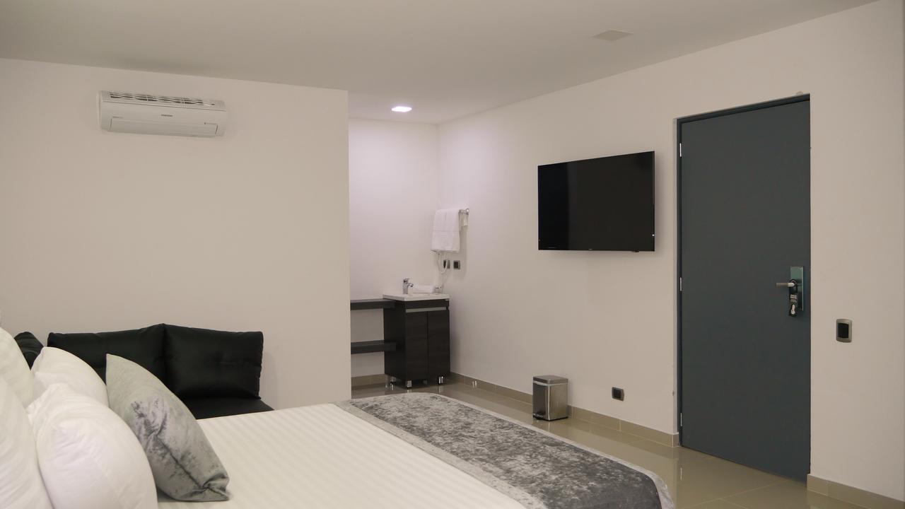 Calle 10 Express Hotel Medellin Ngoại thất bức ảnh