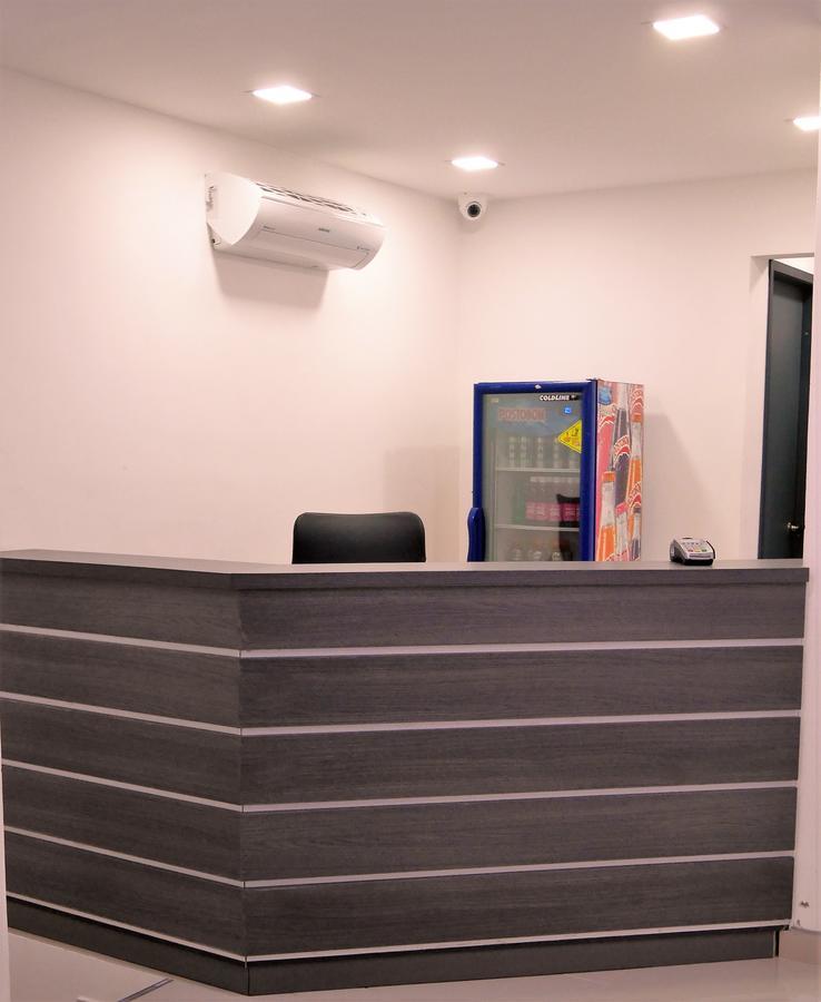 Calle 10 Express Hotel Medellin Ngoại thất bức ảnh